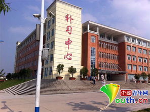 毛坦廠中學(xué)畢業(yè)生 母校不是高考加工廠 是普通孩子的造夢(mèng)廠