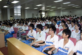 我校舉行 中學(xué)生食品安全知識講座