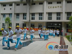 海南中學逾千新生接受食品消防安全培訓，為校園安全護航